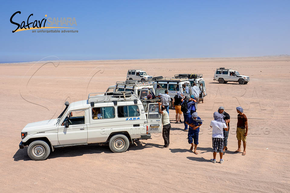 Privates Jeep-Abenteuer zum Sahara Park Hurghada